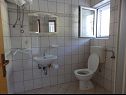 Apartments Ren - 150 m from beach: A3(2+1) Kampor - Island Rab  - Apartment - A3(2+1): bathroom with toilet