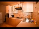Apartments and rooms Frane - with garden: A1(6), A2(4), SA3(2), R4 Franka(2), R5 Lucija(2) Palit - Island Rab  - Apartment - A1(6): kitchen