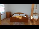 Apartments Jase - 30 m from beach : SA1-crvena kuhinja(2), A2(4), SA3(2+1), SA4-bijela kuhinja(2) Lukovo Sugarje - Riviera Senj  - Apartment - A2(4): bedroom