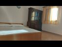 Apartments Jase - 30 m from beach : SA1-crvena kuhinja(2), A2(4), SA3(2+1), SA4-bijela kuhinja(2) Lukovo Sugarje - Riviera Senj  - Studio apartment - SA3(2+1): bedroom