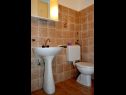 Apartments Maris - next to the beach: A1(8) Lukovo Sugarje - Riviera Senj  - Apartment - A1(8): bathroom with toilet