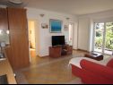 Apartments Zlato - with pool : SA1 Murva (2), A3 Lovor (4), A4 Mendula (2+1), SA5 Maslina (2) Senj - Riviera Senj  - Apartment - A3 Lovor (4): living room