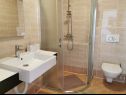 Apartments Zlato - with pool : SA1 Murva (2), A3 Lovor (4), A4 Mendula (2+1), SA5 Maslina (2) Senj - Riviera Senj  - Studio apartment - SA5 Maslina (2): bathroom with toilet