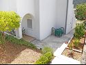 Apartments Matea - with nice garden: A3(4+1) dolje Grebastica - Riviera Sibenik  - garden (house and surroundings)
