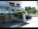 Apartments AnteV - 80m from the sea with parking: A2(6) Cove Kanica (Rogoznica) - Riviera Sibenik  - Croatia - courtyard