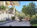 Apartments Vinx - grill and terrace A1(2+2), A2(2+2) Cove Kanica (Rogoznica) - Riviera Sibenik  - Croatia - garden