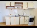 Apartments Jera -  barbecue and free berth for boat A1(4+1), A2(2+1) Cove Kanica (Rogoznica) - Riviera Sibenik  - Croatia - Apartment - A2(2+1): kitchen