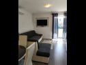 Apartments Maria - 100 m from sea: A1(2) Pirovac - Riviera Sibenik  - Apartment - A1(2): living room