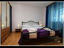 Apartments Elvi - amazing position & parking: A1 mali(2+1), A2(2+2), A3(4+1), A4 gornji(4+1) Primosten - Riviera Sibenik  - Apartment - A1 mali(2+1): bedroom