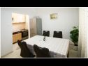Apartments and rooms Mirja - with parking : A1(4), SA2(2), R1(2), R4(2), SA3(2) Primosten - Riviera Sibenik  - Apartment - A1(4): dining room