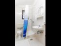 Apartments Milans - 25m from the beach: A3(2+2), A4(2+2), A5(6+1) Razanj - Riviera Sibenik  - Apartment - A5(6+1): bathroom with toilet