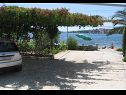 Holiday home Igor -10 m from beach : H(5) Rogoznica - Riviera Sibenik  - Croatia - parking