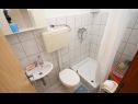 Apartments Amalija - 50m close to the sea: A2(2), A3 posebni(2), A4(4) Rogoznica - Riviera Sibenik  - Apartment - A2(2): bathroom with toilet