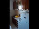 Apartments Amalija - 50m close to the sea: A2(2), A3 posebni(2+1), A4(4) Rogoznica - Riviera Sibenik  - Apartment - A4(4): kitchen
