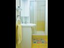 Apartments Marija - by the sea: A4(2+2), A5(2+2) Rogoznica - Riviera Sibenik  - Apartment - A5(2+2): bathroom with toilet