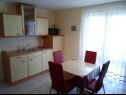 Apartments Marko - 30m from beach; A1(2+2), A2(2+2), A3(2+2), A4(2+2) Rogoznica - Riviera Sibenik  - Apartment - A2(2+2): kitchen