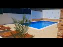 Holiday home Mary - with pool: H(8) Rogoznica - Riviera Sibenik  - Croatia - H(8): swimming pool