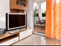 Apartments Hope - 200 m from sea: A1(4+2), A2(2+2), A3(2+2), A4(2+1), A5(2+1) Srima - Riviera Sibenik  - Apartment - A1(4+2): living room