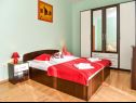 Apartments Hope - 200 m from sea: A1(4+2), A2(2+2), A3(2+2), A4(2+1), A5(2+1) Srima - Riviera Sibenik  - Apartment - A1(4+2): bedroom