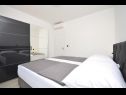 Apartments Ivan M - 20m to the beach: A1(4+1), A2(4+2), A3(4+2) Srima - Riviera Sibenik  - Apartment - A1(4+1): bedroom