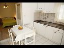 Apartments Araz - parking and barbecue: A1(4+1), A2(3) Vodice - Riviera Sibenik  - Apartment - A2(3): dining room