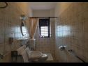 Apartments Voda - Retro: A1(5) Vodice - Riviera Sibenik  - Apartment - A1(5): bathroom with toilet