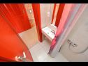 Apartments Goga - with free parking A1(2+2), A2(2+1), A3(2+2), A4(2+1) Vodice - Riviera Sibenik  - Apartment - A2(2+1): bathroom with toilet