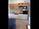 Apartments Ani - modern: A1 prizemlje(2+2), A2 I kat(2+2), A3 II kat(2+2), A4-Klaudija(4+1) Vodice - Riviera Sibenik  - Apartment - A2 I kat(2+2): kitchen