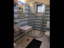 Apartments Jase - 40 m from sea: A1(4+1) Zaboric - Riviera Sibenik  - Apartment - A1(4+1): bathroom with toilet