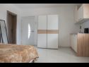 Apartments Marin - 200m to the sea: A1(2+2), A2(2+2), SA3(2) Zaboric - Riviera Sibenik  - Studio apartment - SA3(2): interior