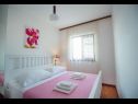 Apartments ZB A1(2+1), B2(2+1), C3(2+1) Maslinica - Island Solta  - Apartment - C3(2+1): bedroom