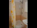Apartments Maja - 50 m from beach: SA1-Oker(2+1), SA2-Plavi(2+1) Stomorska - Island Solta  - Studio apartment - SA1-Oker(2+1): bathroom with toilet