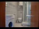 Apartments Daira - great location A1(2+2), A2(2+2), A3(4) Stomorska - Island Solta  - Apartment - A2(2+2): bathroom with toilet