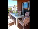 Apartments Maria - compfortable and cosy: A1(6+2) Kastel Luksic - Riviera Split  - Apartment - A1(6+2): terrace