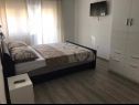 Apartments Zdene - private pool: A1(6+2), A2(6) Kastel Luksic - Riviera Split  - Apartment - A2(6): bedroom