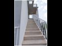 Apartments Ivan - modern: A1(6+2) Kastel Luksic - Riviera Split  - staircase