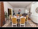 Apartments Ivan - modern: A1(6+2) Kastel Luksic - Riviera Split  - Apartment - A1(6+2): dining room
