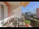 Apartments Vana - 400 m from beach: A1(4+1) Kastel Novi - Riviera Split  - Apartment - A1(4+1): terrace