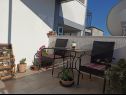 Apartments Jurica - 100 m from sea: A1(3+2), SA2(2), A3(2+2) Kastel Novi - Riviera Split  - Studio apartment - SA2(2): terrace