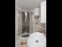 Holiday home Cosa Nostra H(2+2) Kastel Stafilic - Riviera Split  - Croatia - H(2+2): bathroom with toilet
