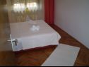 Apartments Durda - 250 m from sea: A1(6) Kastel Stafilic - Riviera Split  - Apartment - A1(6): bedroom