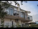 Apartments Damir - with garden: A1(6) Kastel Stafilic - Riviera Split  - house