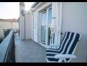 Apartments Damir - with garden: A1(6) Kastel Stafilic - Riviera Split  - Apartment - A1(6): terrace
