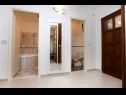 Apartments Lidia - barbecue: A1(2+2) Kastel Stari - Riviera Split  - Apartment - A1(2+2): hallway