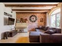 Holiday home Peace - rustic and dalmatian stone: H(7+3) Kastel Sucurac - Riviera Split  - Croatia - H(7+3): living room