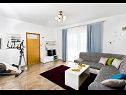 Apartments MARISKA - with swimming pool A1(6+2), A2(6+2) Podstrana - Riviera Split  - Apartment - A1(6+2): living room