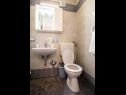 Apartments Branka - 50 m from beach: A1(2+2) Podstrana - Riviera Split  - Apartment - A1(2+2): bathroom with toilet
