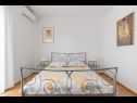 Apartments Neven - comfortable & great location: A1(4+2) Split - Riviera Split  - Apartment - A1(4+2): bedroom