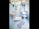 Apartments MV A1(2+1) Split - Riviera Split  - Apartment - A1(2+1): bathroom with toilet