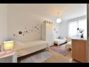 Apartments SaMa - modern & comfortable: A1(5+2) Split - Riviera Split  - Apartment - A1(5+2): bedroom